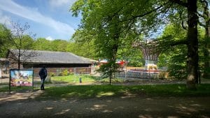 Laatste lunapark van Nederland in de bossen bij Austerlitz weer geopend